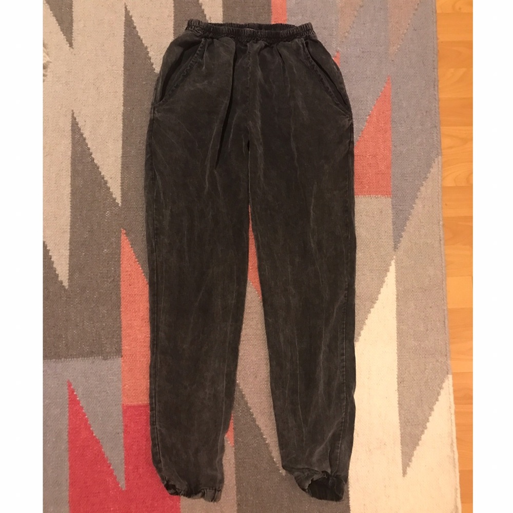 Brandy Melville joggers